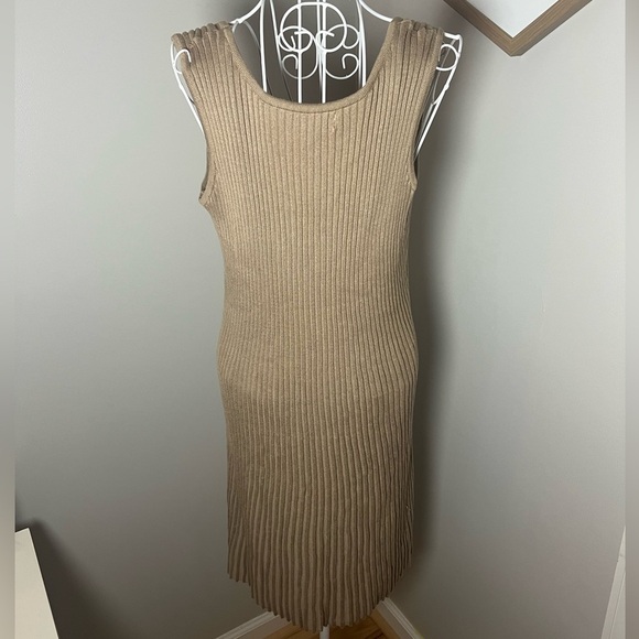 TAYLOR Knit Ribbed Pleated Sleeveless Sweater Dress Square Neck Taupe Size L - Picture 2 of 3
